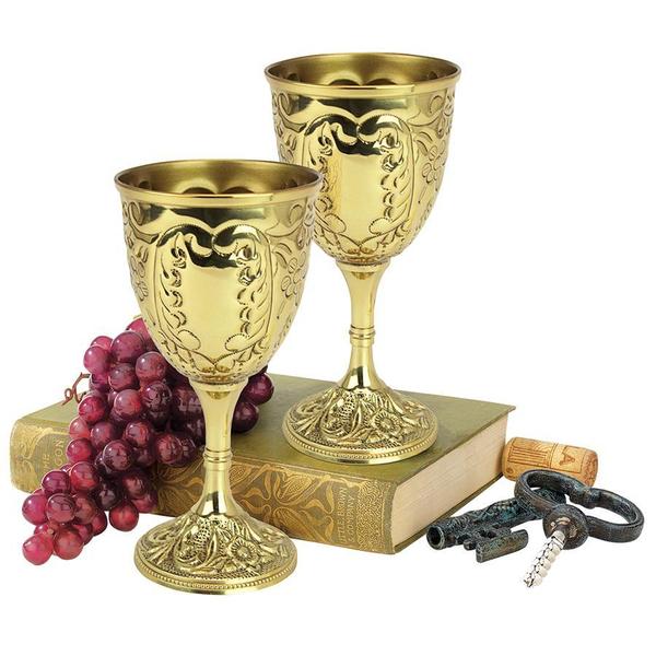 Design Toscano The King's Royal Chalice Embossed Brass Goblets, PK 2 TV98004